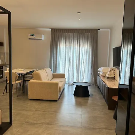 X Luxury * Argostoli (Kefalonia)