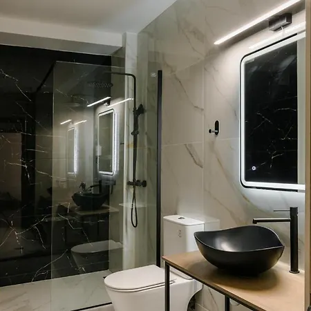 X Luxury Apartment